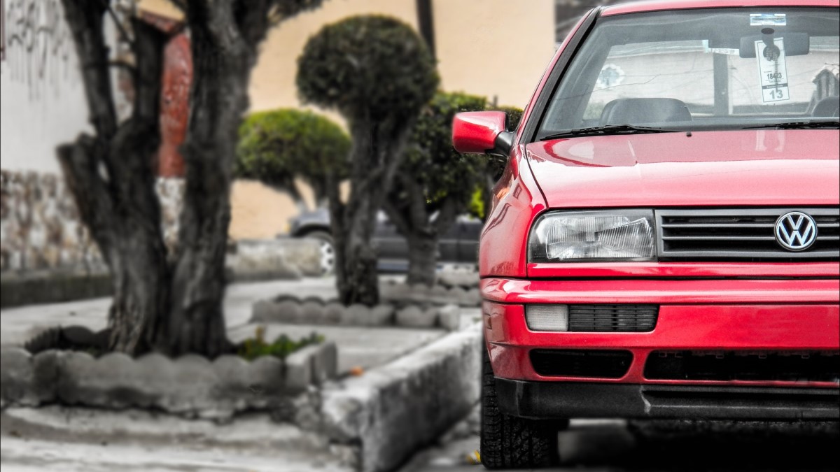 Volkswagen Jetta #VR6Parrot