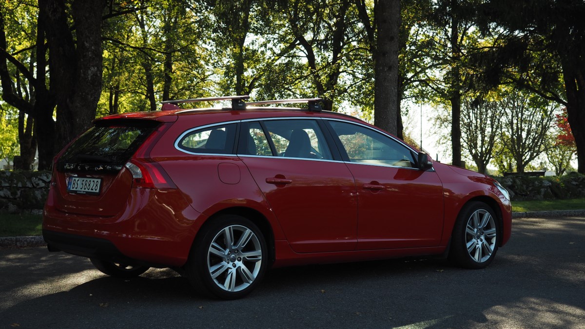 Volvo V60 D2