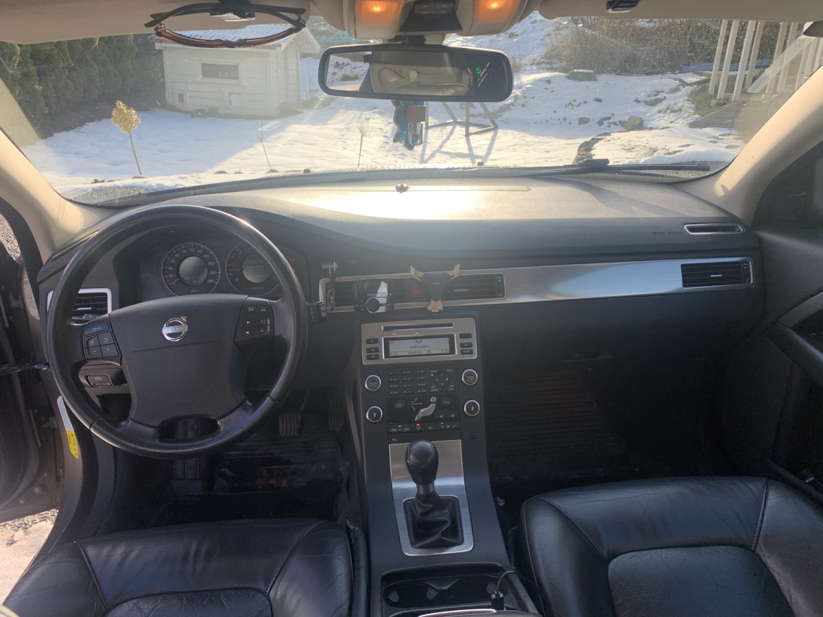 Volvo V70 2.4 d5