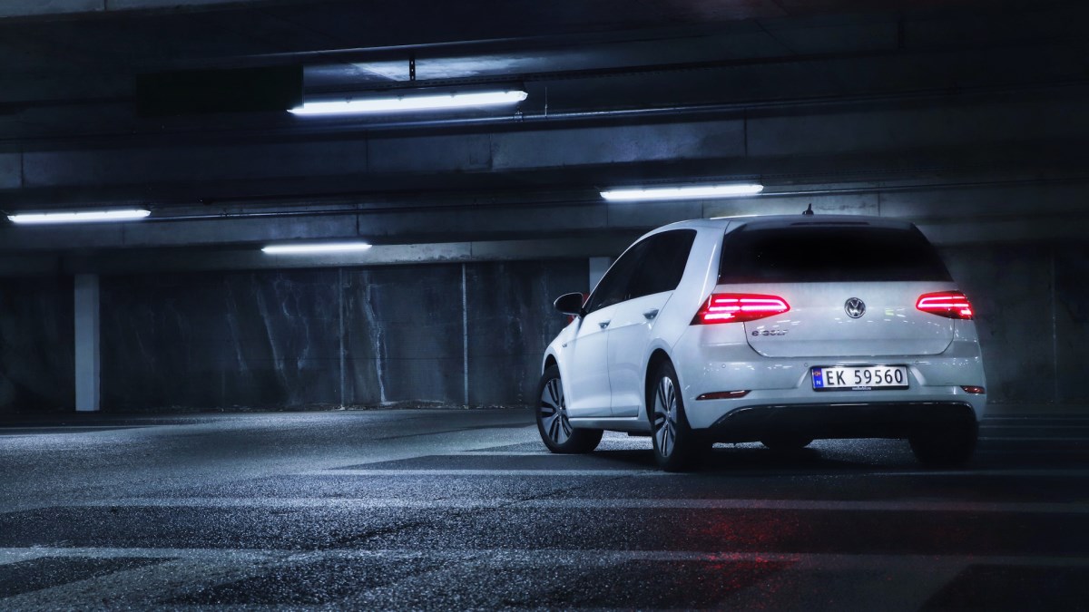 Volkswagen e-Golf E-lectric