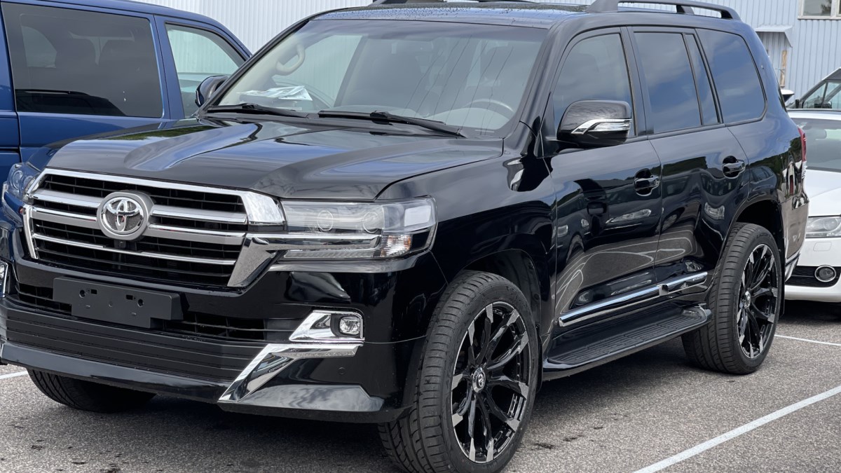 Toyota Land Cruiser